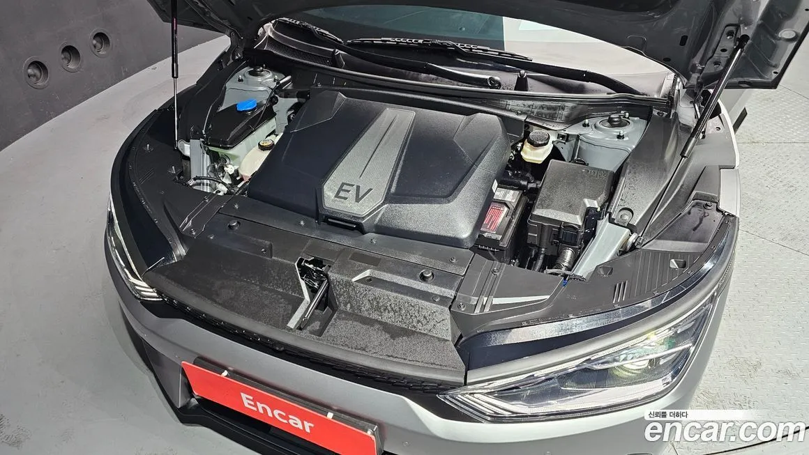 Kia EV6 2023 из KR, фото 7