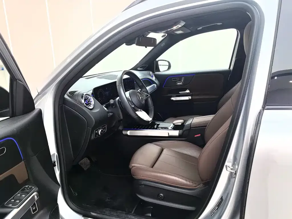 Mercedes-Benz GLB 2023 из CN, фото 7