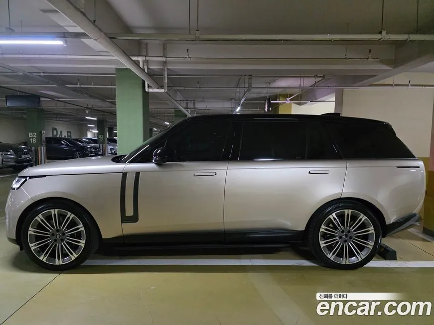 Land Rover Range Rover 2024 из KR, фото 10