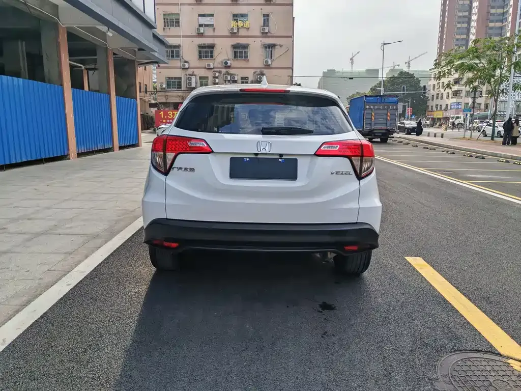 Honda Vezel 2022 из CN, фото 10