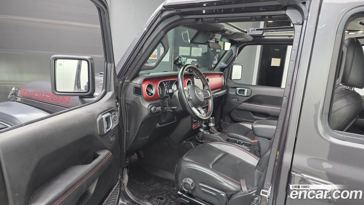Jeep Wrangler — фото 10