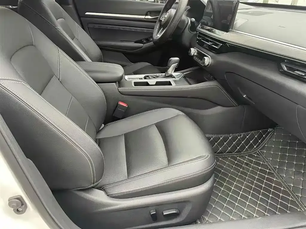 Nissan Teana 2024 из CN, фото 4
