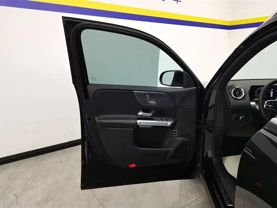 Mercedes-Benz GLB 2022 из CN, фото 3