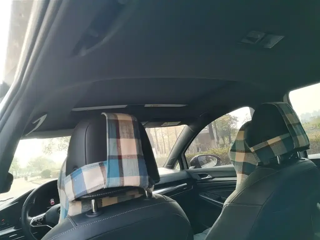 Volkswagen Golf 2022 из CN, фото 10