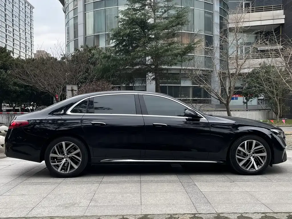 Mercedes-Benz E-Class 2024 из CN, фото 7