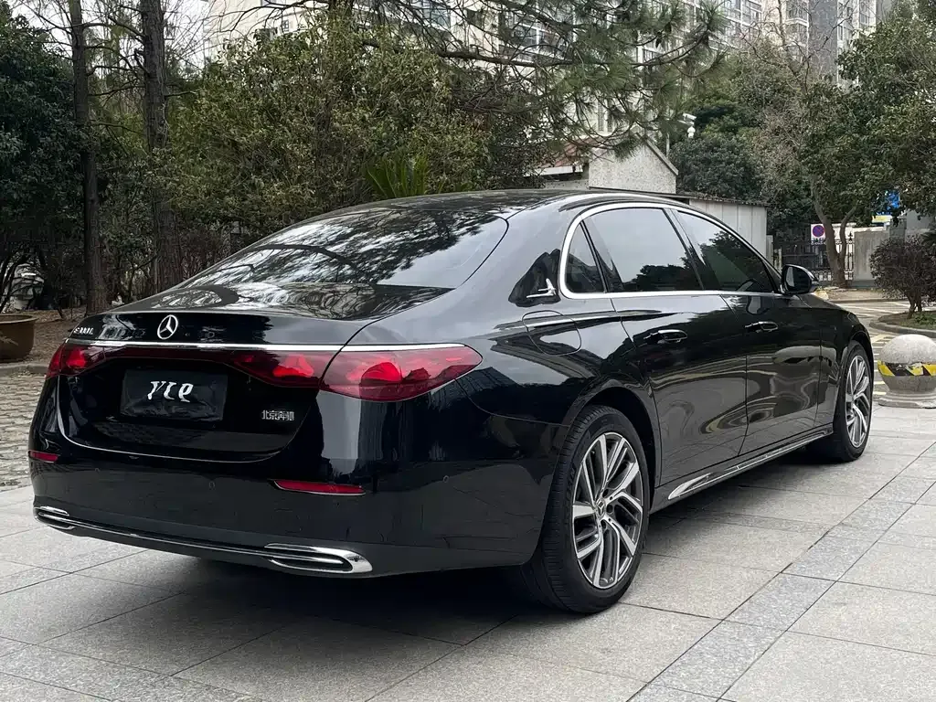 Mercedes-Benz E-Class 2024 из CN, фото 5