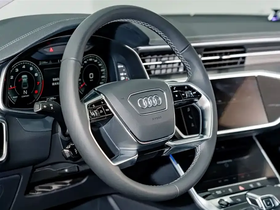Audi A7L 2024 из CN, фото 10