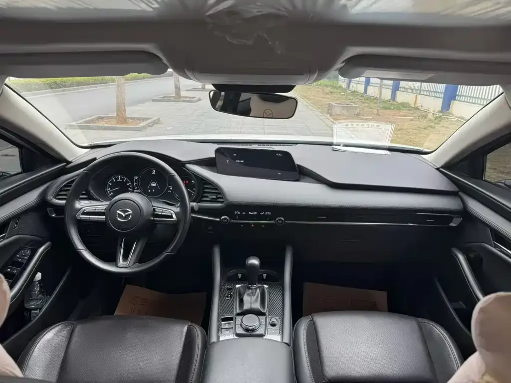 Mazda 3 Axela 2024 из CN, фото 7