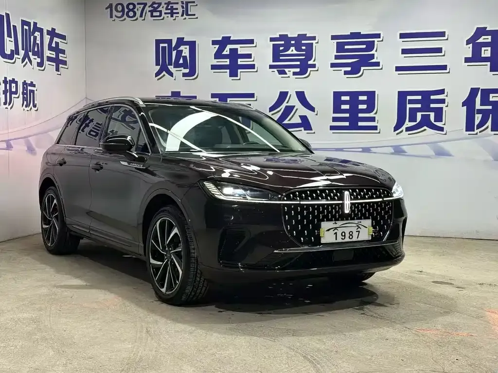 Lincoln Corsair 2023 из CN, фото 2