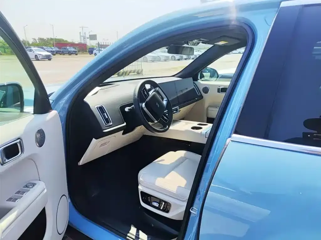 Li Auto L7 2024 из CN, фото 2