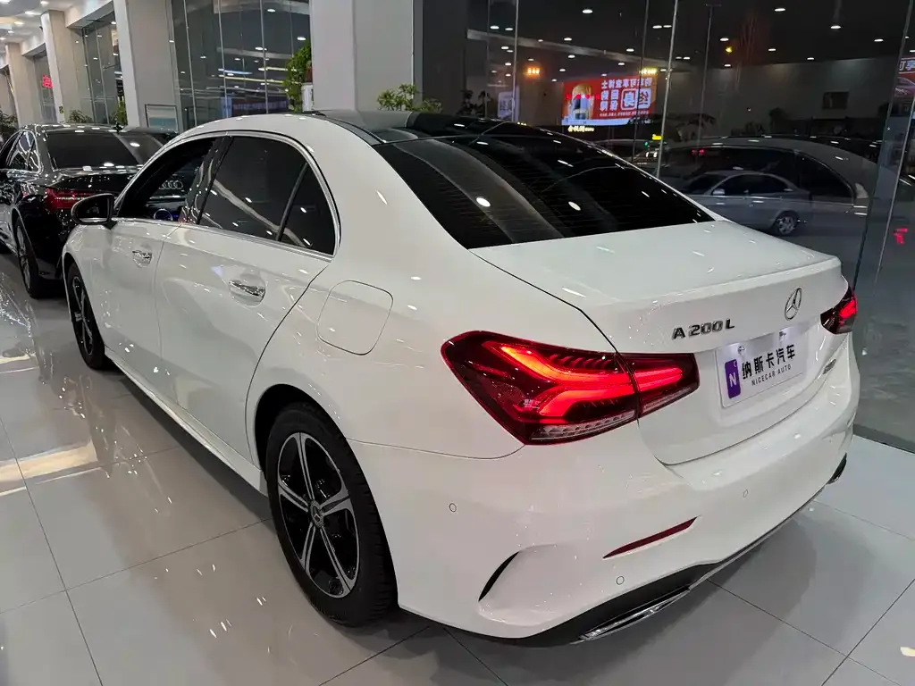 Mercedes-Benz A-Class 2023 из CN, фото 7