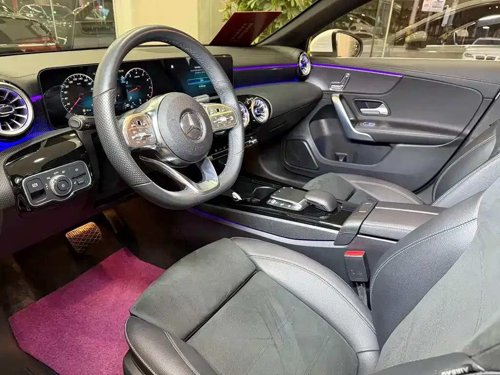 Mercedes-Benz A-Class 2023 из CN, фото 10