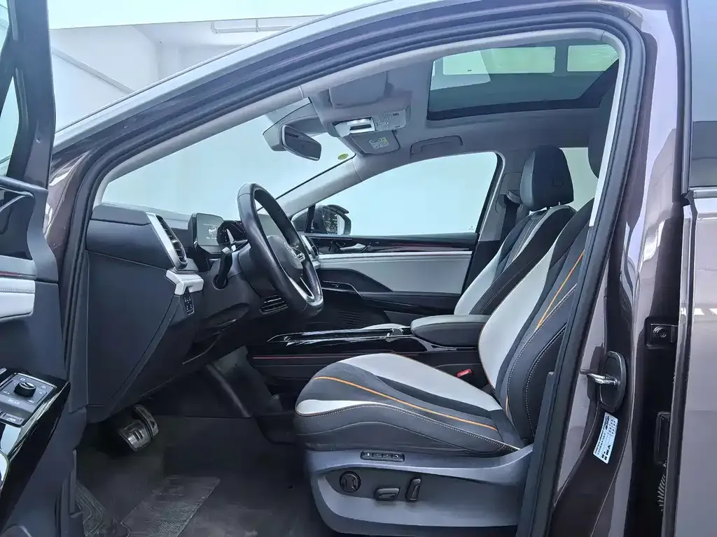 Volkswagen ID.6 Crozz 2022 из CN, фото 8