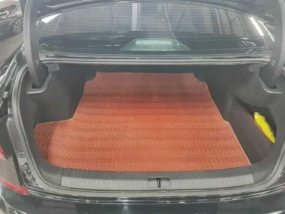 Volkswagen Passat 2023 из CN, фото 4