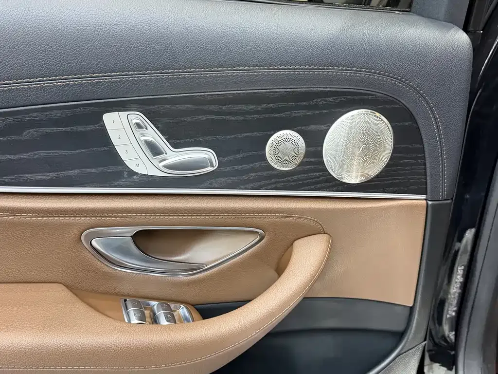 Mercedes-Benz E-Class 2022 из CN, фото 10