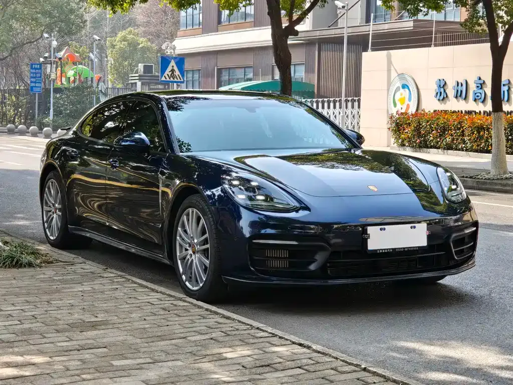 Porsche Panamera — фото 8