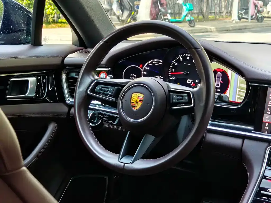 Porsche Panamera — фото 3