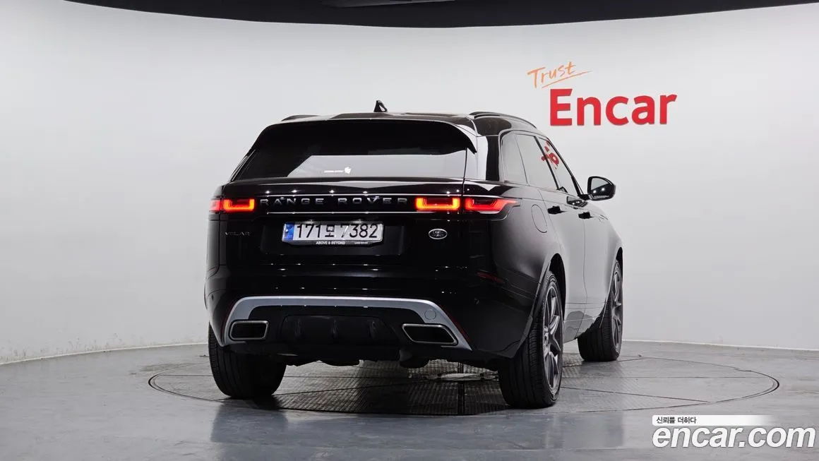 Land Rover Range Rover Velar 2023 из KR, фото 2