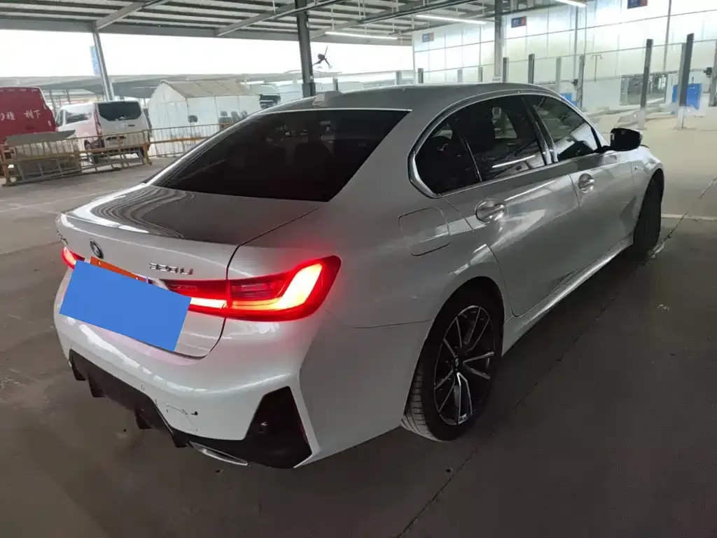 BMW 3 Series 2024 из CN, фото 3