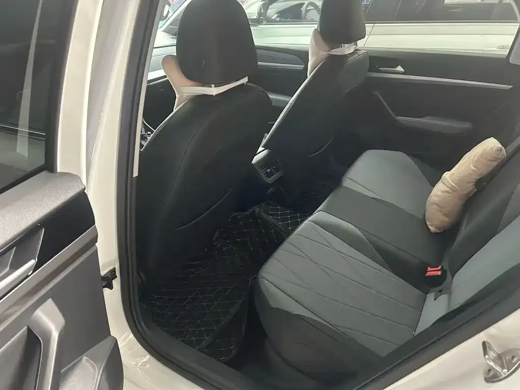 Volkswagen Lavida 2024 из CN, фото 4
