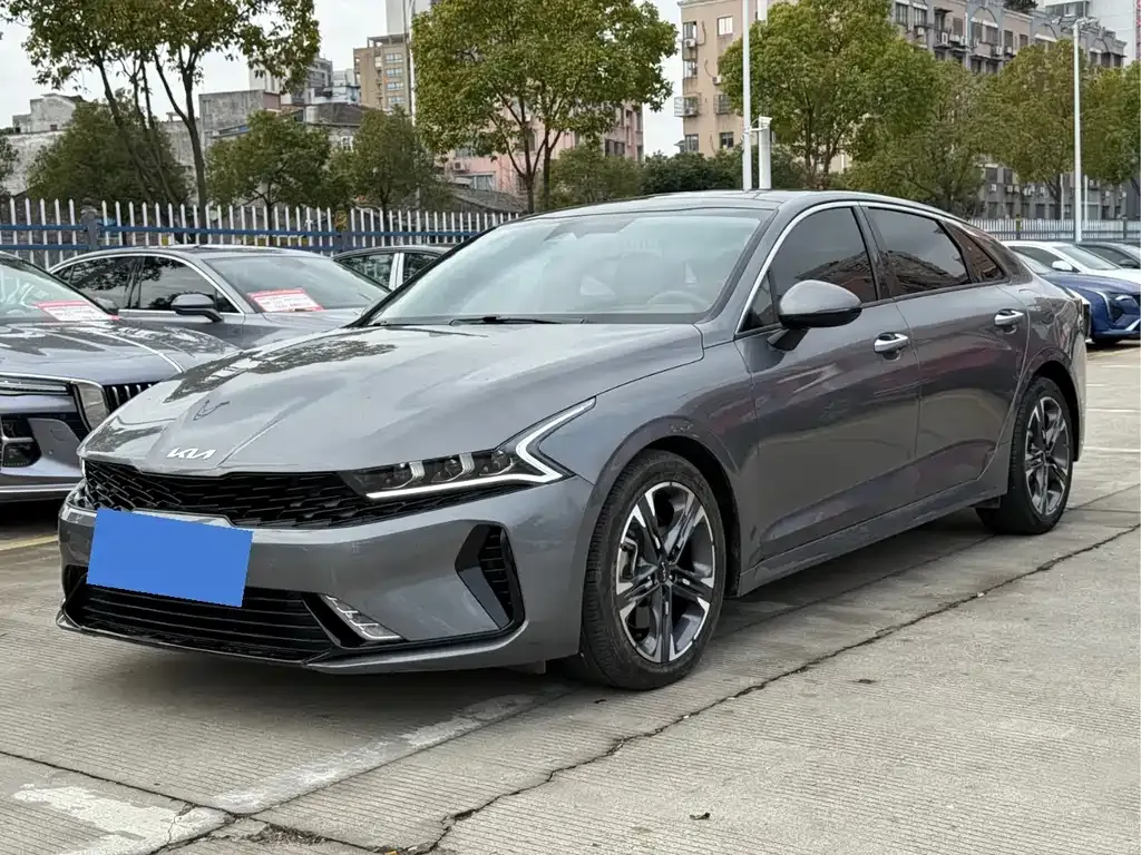 Kia K5 2022 из CN, фото 1