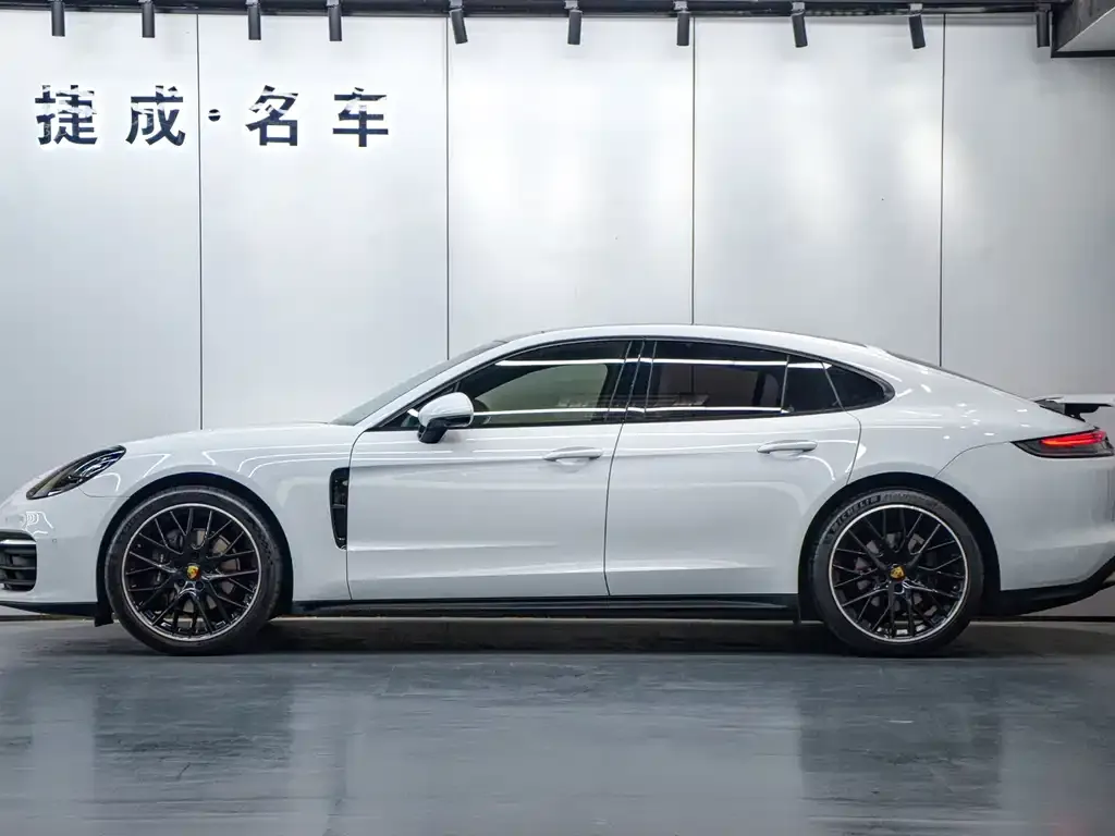 Porsche Panamera 2022 из CN, фото 3