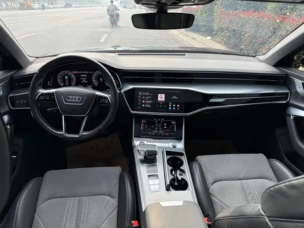 Audi A6L 2022 из CN, фото 8