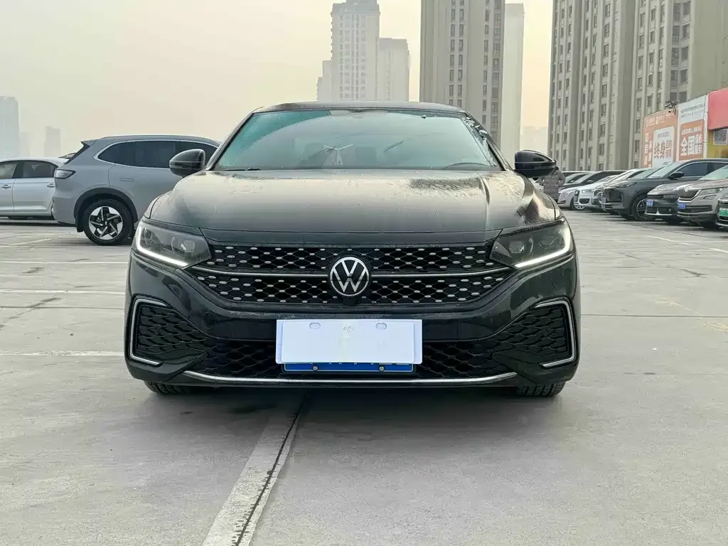 Volkswagen Passat — фото 2