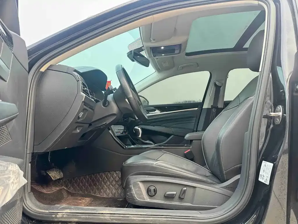 Volkswagen Passat — фото 5