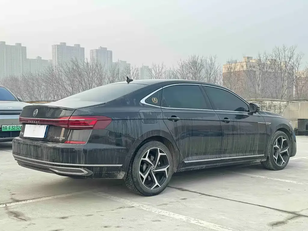 Volkswagen Passat — фото 3