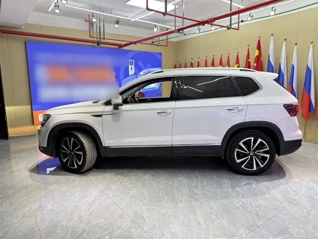 Volkswagen Tharu 2022 из CN, фото 8