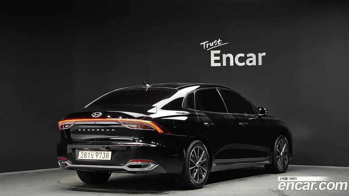 Hyundai Grandeur 2023 из KR, фото 3