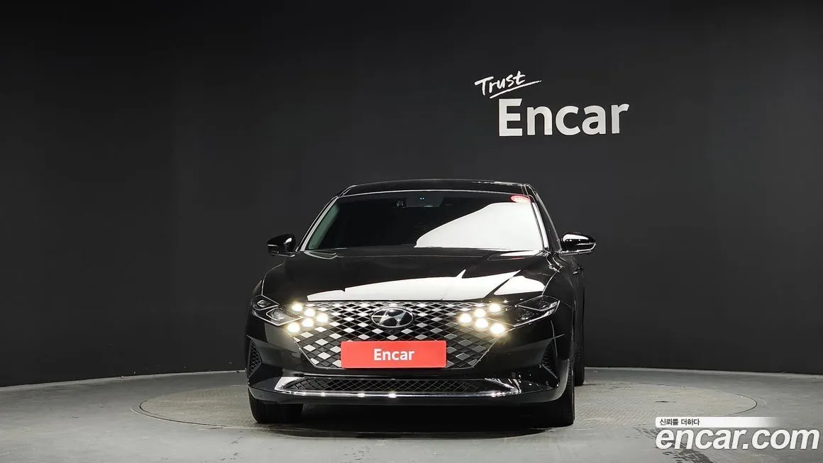 Hyundai Grandeur 2023 из KR, фото 2