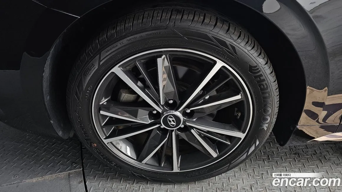 Hyundai Grandeur 2023 из KR, фото 9