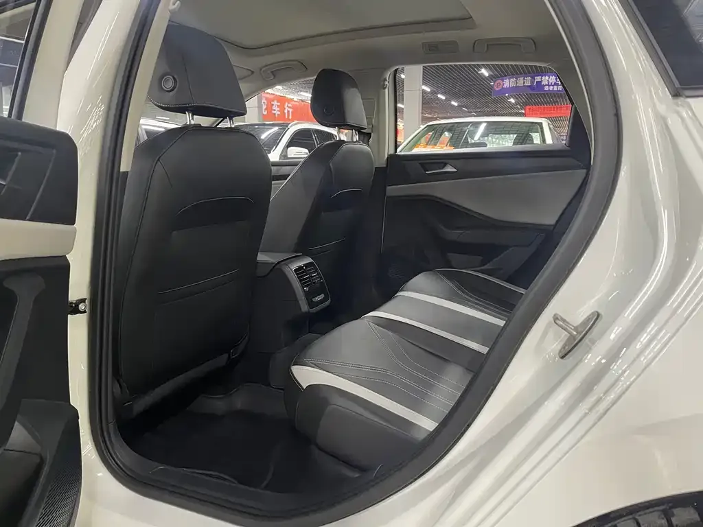 Jetta VA7 2025 из CN, фото 4