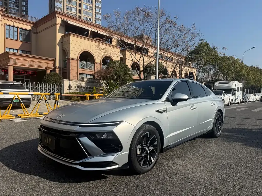 Hyundai Sonata 2024 из CN, фото 1