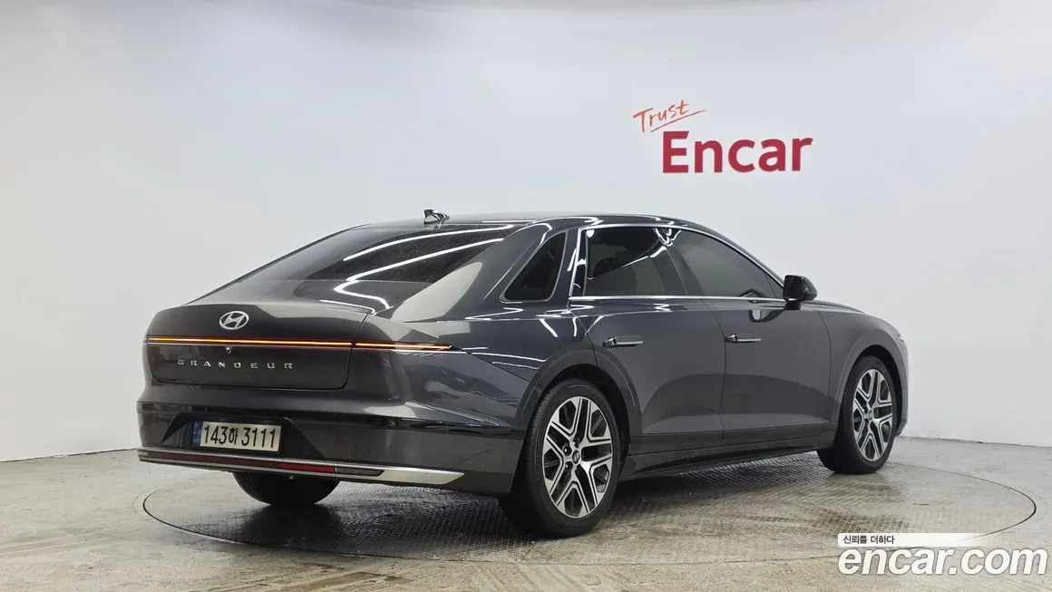 Hyundai Grandeur 2023 из KR, фото 10