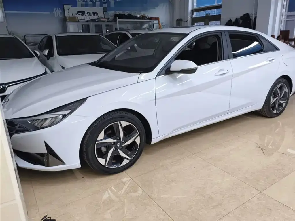 Hyundai Elantra 2021 из CN, фото 1