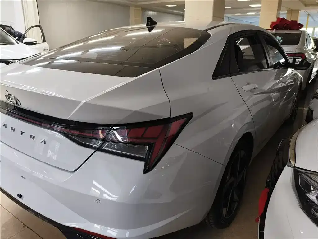 Hyundai Elantra 2021 из CN, фото 3