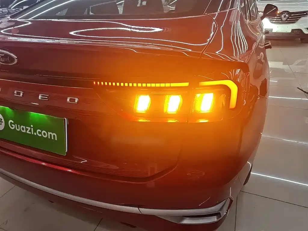 Ford Mondeo 2024 из CN, фото 3