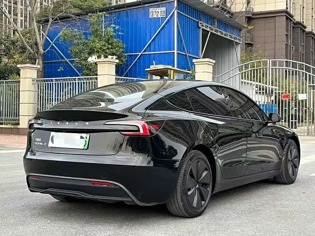 Tesla Model 3 2024 из CN, фото 9