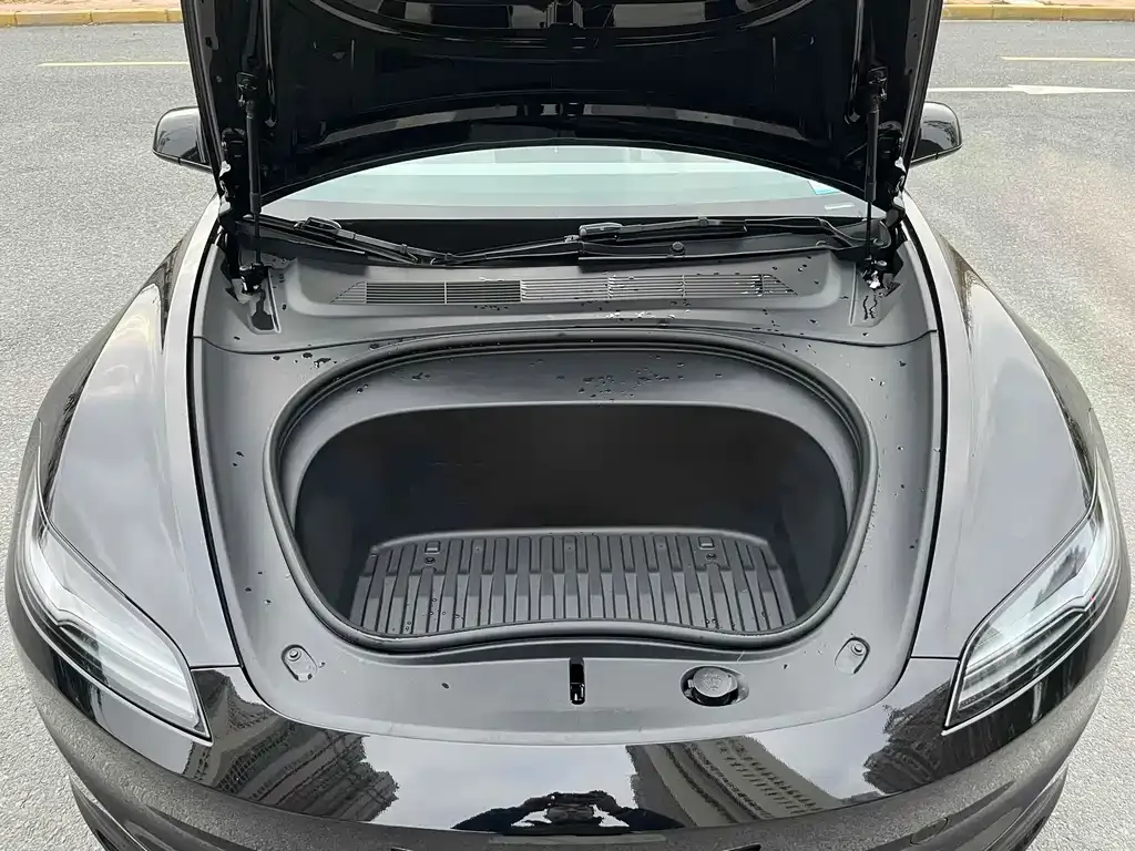 Tesla Model 3 2024 из CN, фото 4