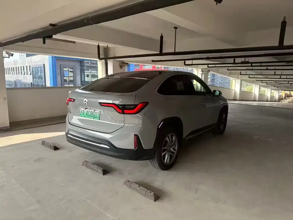 NIO EC6 — фото 9