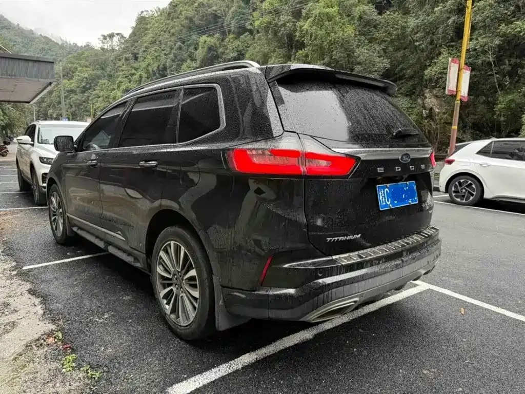 Ford Edge 2021 из CN, фото 5