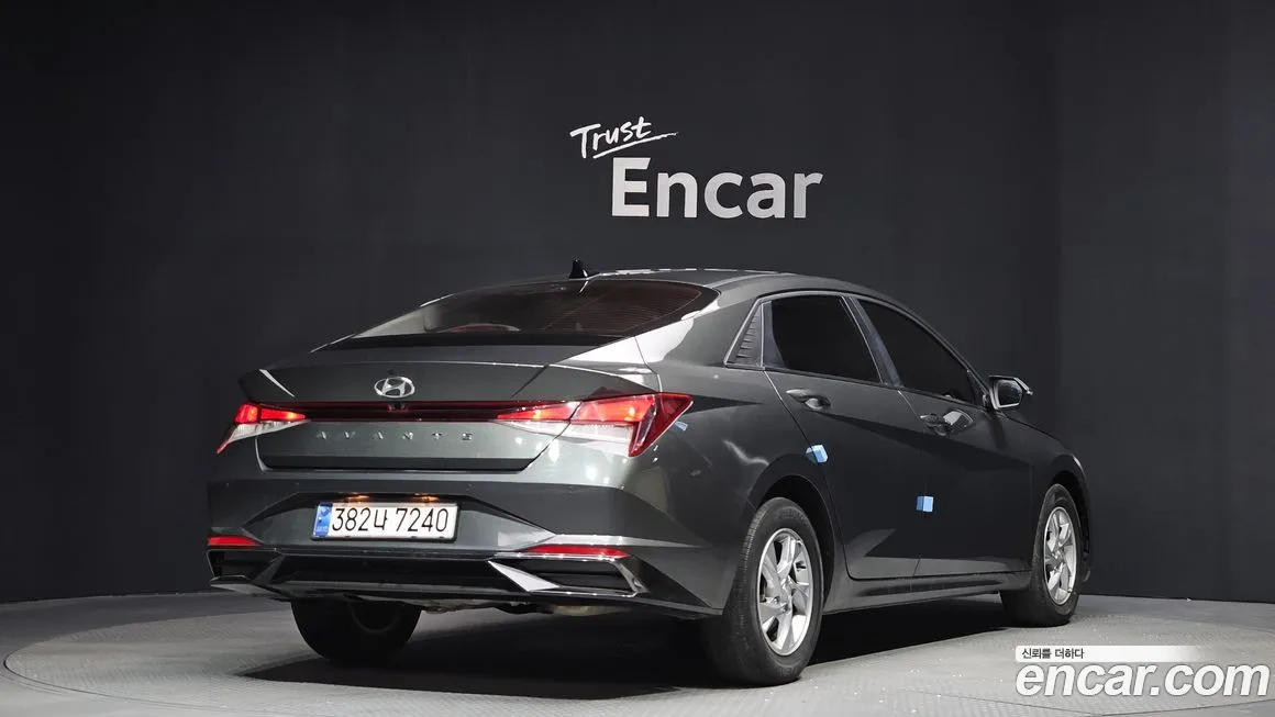 Hyundai AVANTE — фото 2