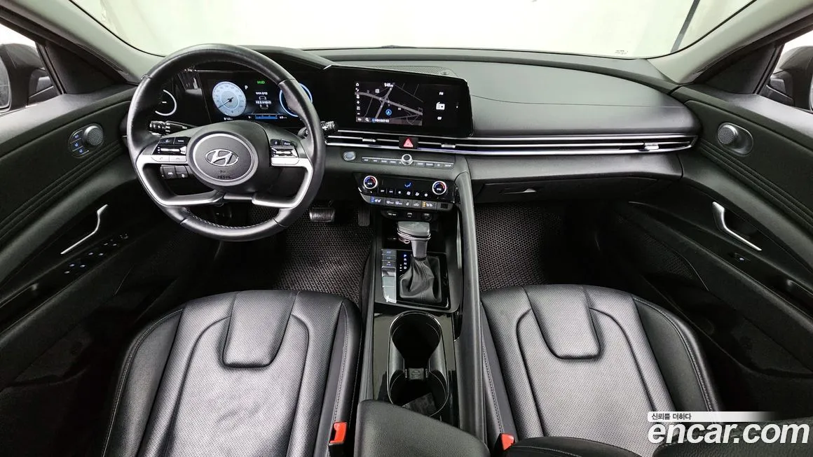 Hyundai AVANTE — фото 8