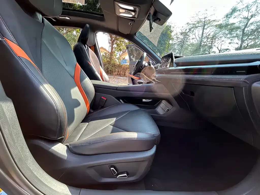 Changan UNI-V 2022 из CN, фото 4