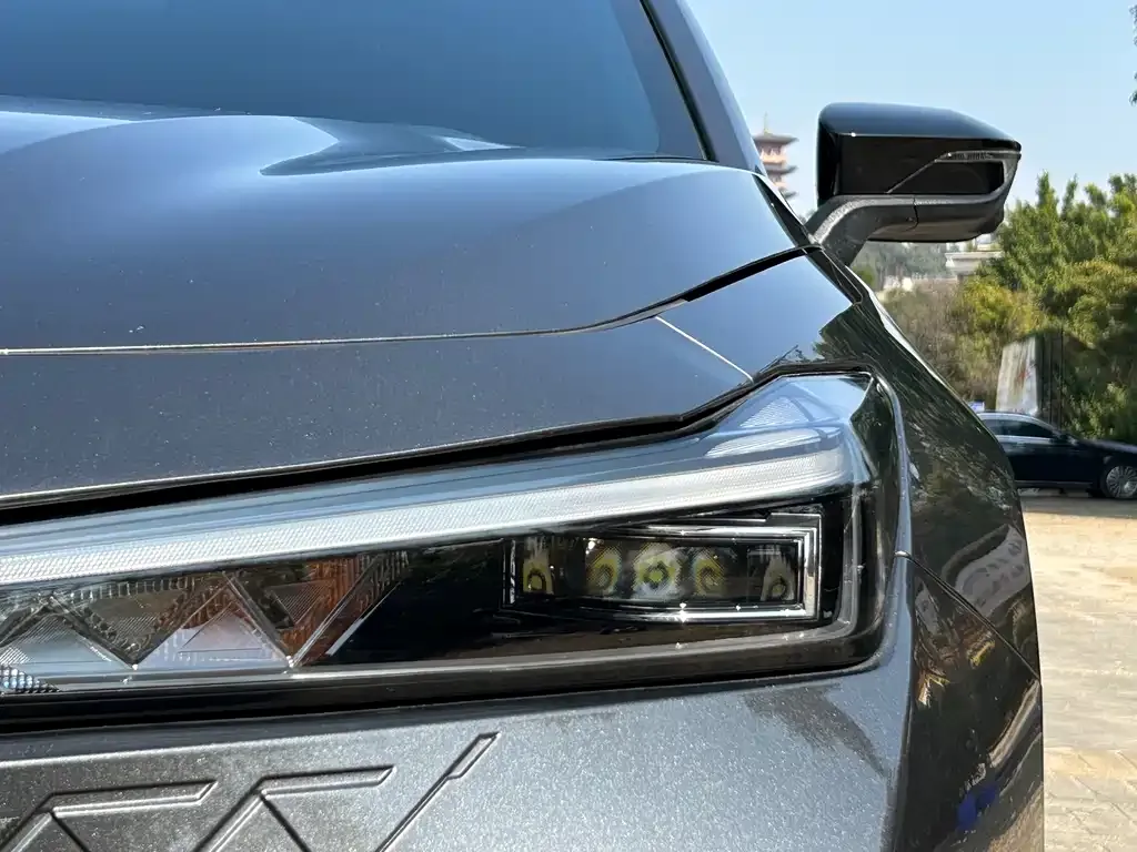 Changan UNI-V 2022 из CN, фото 2