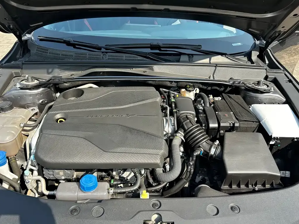 Changan UNI-V 2022 из CN, фото 5
