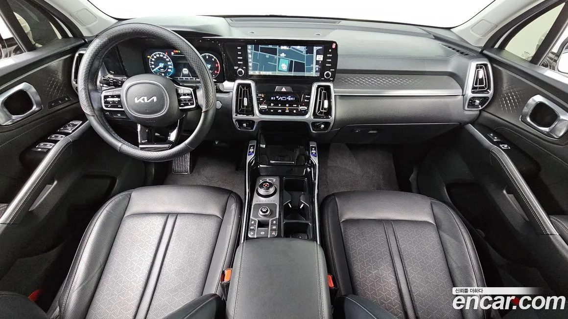 Kia Sorento — фото 10